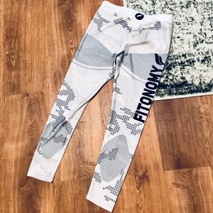 Fabletics Grey White Workout Fitness Leggings M